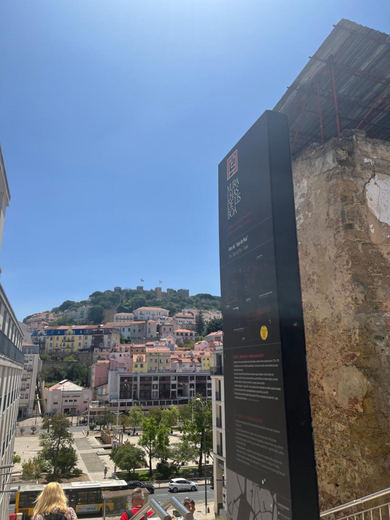 Perfect Studio Rossio Apartment Lisbon Luaran gambar